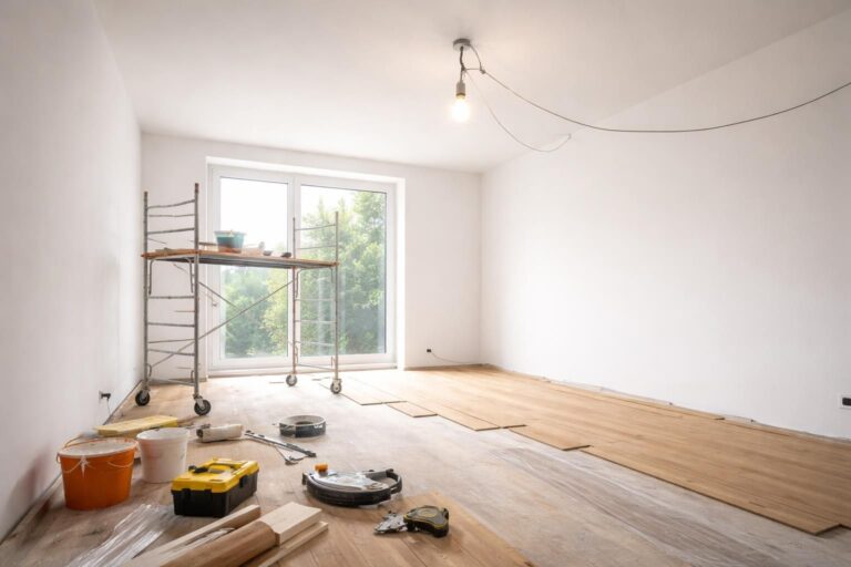 Rénovation : quel est le plafond de hauteur standard d&rsquo;une pièce ?